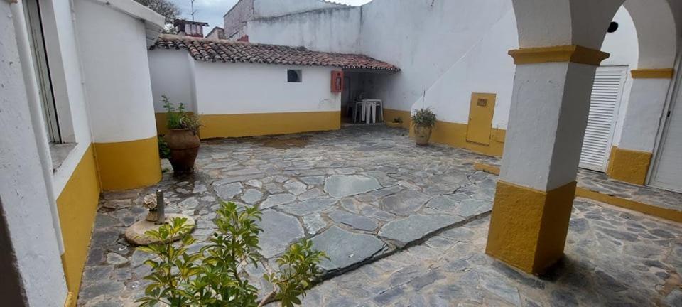 Guesthouse Da Vila Mourão エクステリア 写真